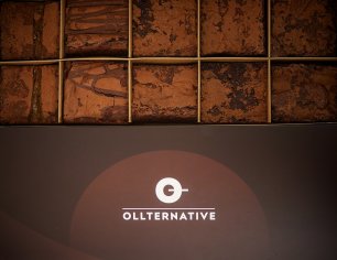 Ollternative Flour-free box of 10 Brownies